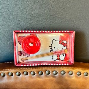 NIB Hello Kitty Ceramic Sushi Plate Set
